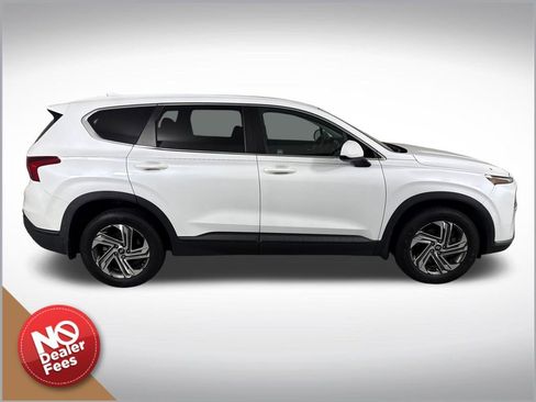 Used 2021 Hyundai Santa Fe SE FWD image 2