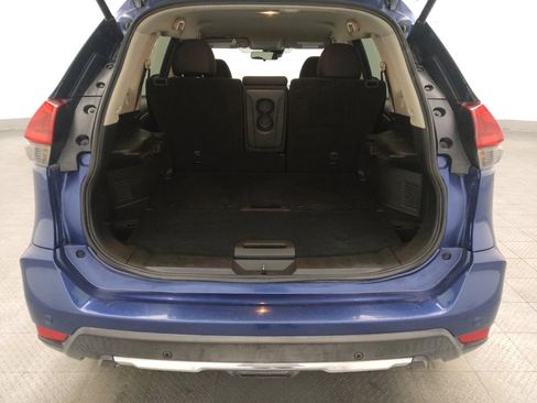 Used 2019 Nissan Rogue SV FWD image 29
