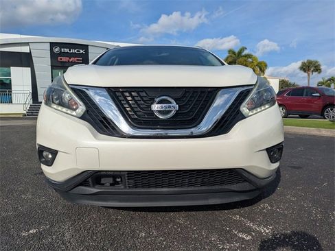 Used 2018 Nissan Murano SL w/ Moonroof Package image 9