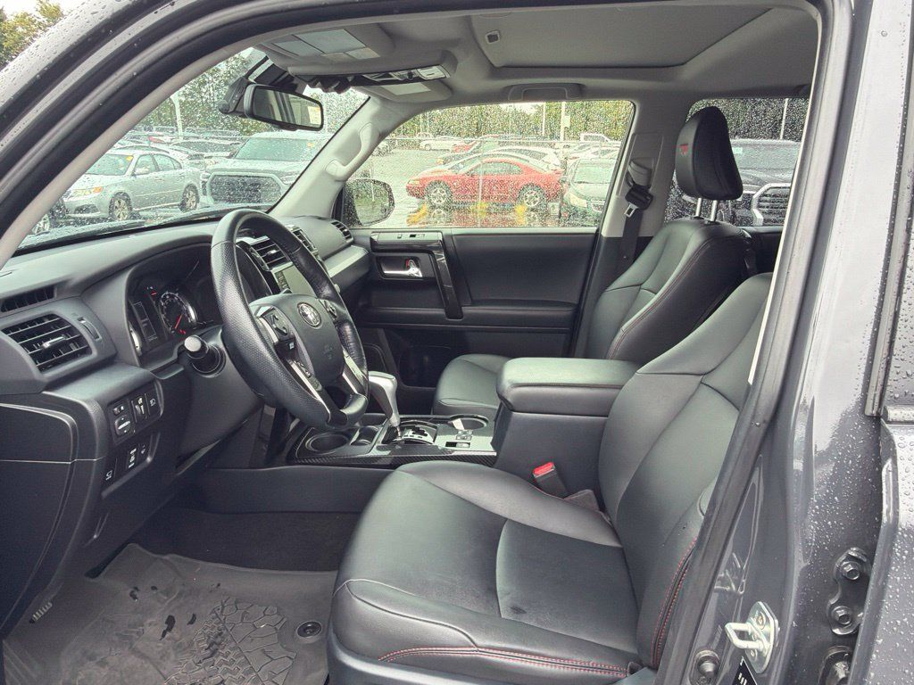 Used 2024 Toyota 4Runner TRD Pro AWD/4WD image 5