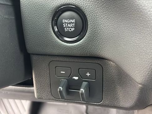 New 2026 Toyota Tundra Limited AWD/4WD image 15