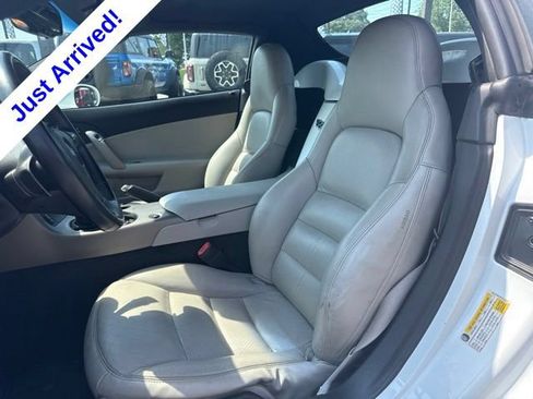 Used 2007 Chevrolet Corvette Convertible w/ Preferred Equipment Group RWD image 9