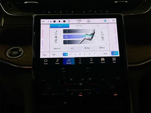 Used 2021 Jeep Grand Cherokee L Summit w/ Luxury Tech Group V image 16