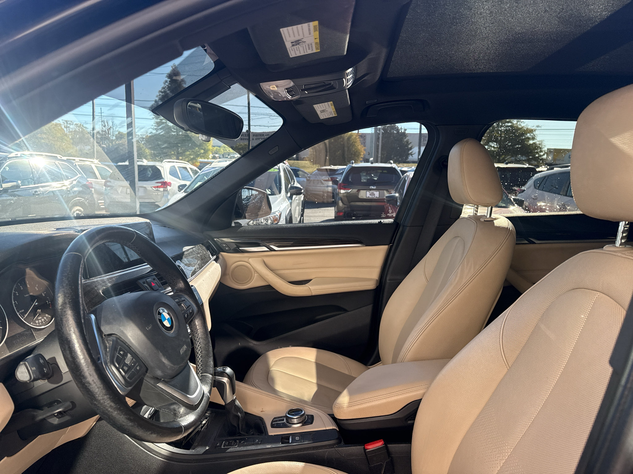 Used 2017 BMW X1 xDrive28i AWD/4WD image 9