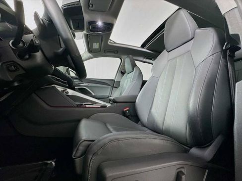 Certified 2025 Audi Q5 Premium w/ Premium Plus AWD/4WD image 18