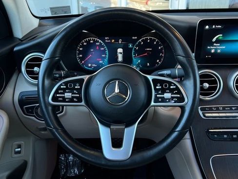 Used 2022 Mercedes-Benz GLC 300 4MATIC image 25