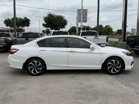 Used 2016 Honda Accord EX-L image 3
