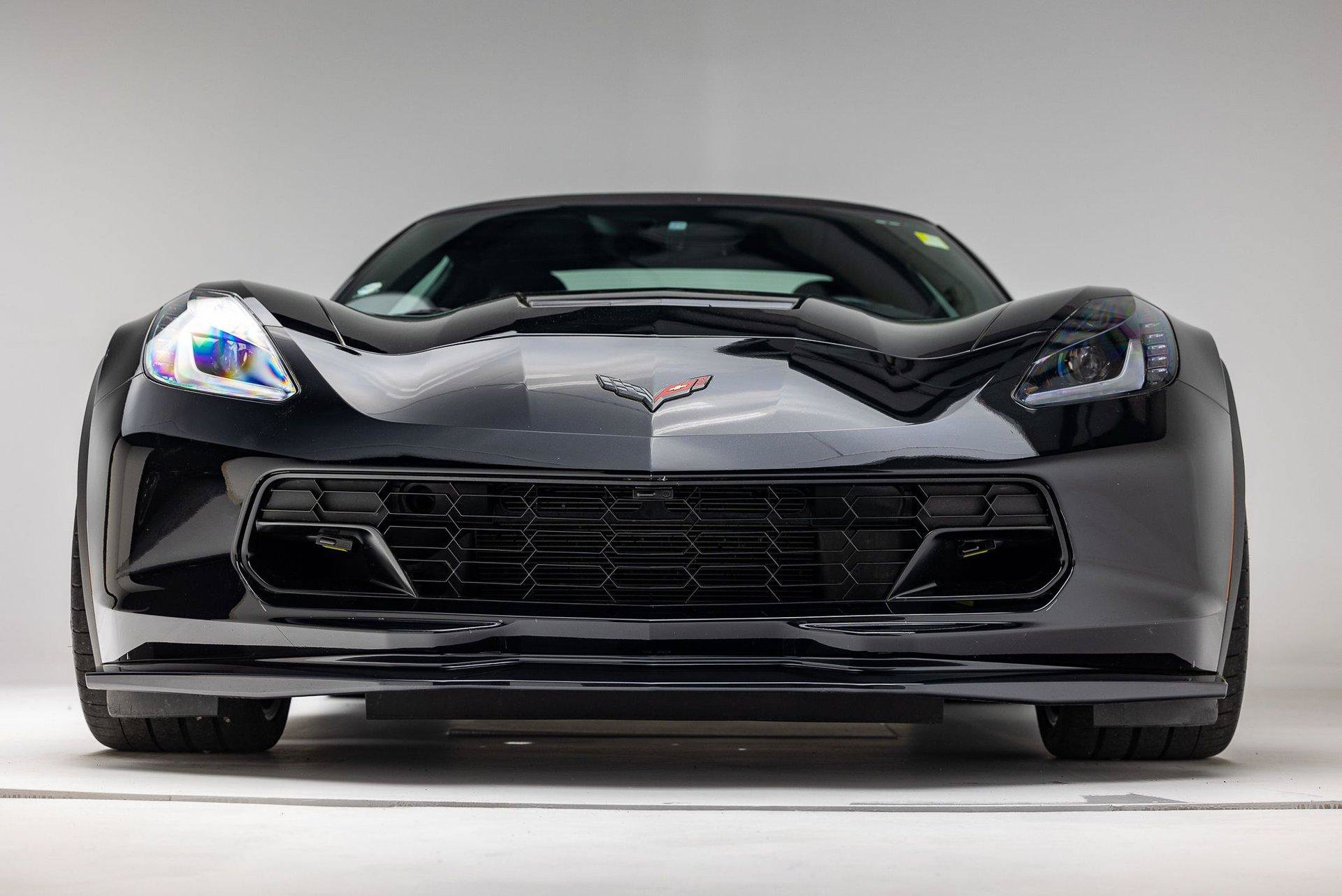 Used 2019 Chevrolet Corvette Grand Sport w/ Carbon Flash Badge Package RWD image 32