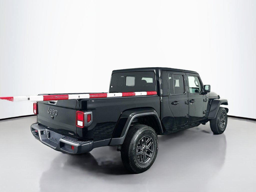 New 2025 Jeep Gladiator Sport AWD/4WD image 7