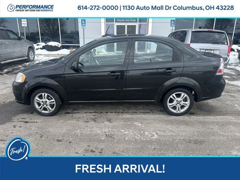 Used 2010 Chevrolet Aveo LT w/ Power and Convenience Package image 7