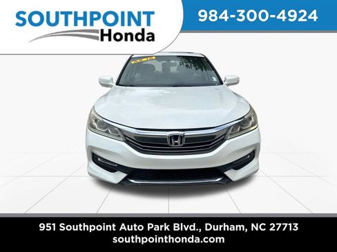 Used 2016 Honda Accord EX image 2