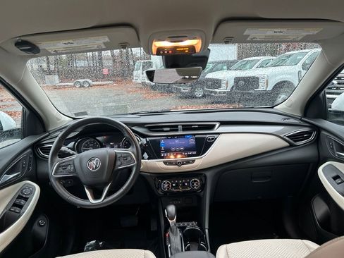 Used 2020 Buick Encore GX Essence w/ Advanced Technology Package image 25