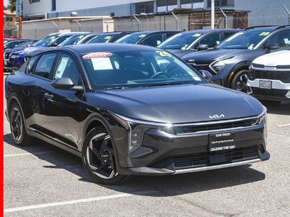 Certified 2025 Kia K4 EX