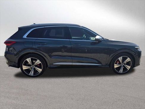 New 2025 Audi SQ5 Premium Plus image 2