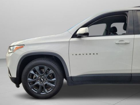 Used 2020 Chevrolet Traverse RS image 16