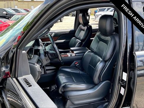 Used 2024 Lincoln Navigator L 4WD image 21