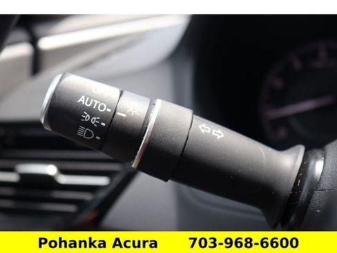 Used 2025 Acura RDX SH-AWD w/ Technology Package image 17