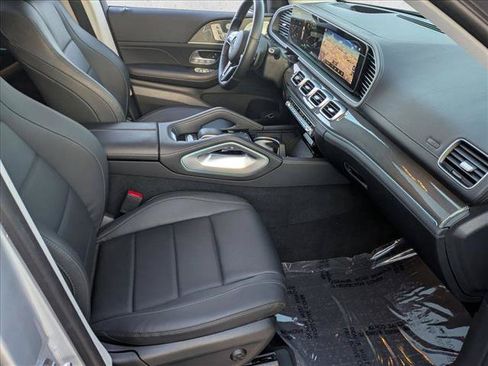 Certified 2023 Mercedes-Benz GLS 450 4MATIC w/ Warmth & Comfort Package image 23