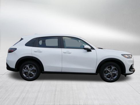 Certified 2026 Honda HR-V LX image 8