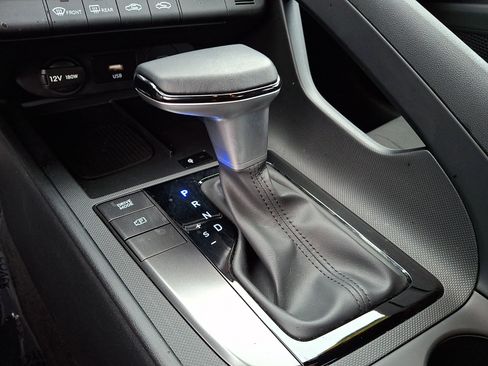 Certified 2025 Hyundai Elantra Sport FWD image 15