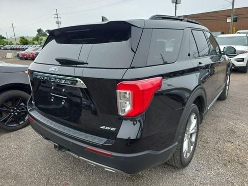 Used 2023 Ford Explorer XLT w/ Equipment Group 202A AWD/4WD image 6