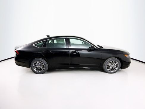 New 2026 Honda Accord EX-L image 2