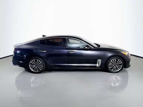 Used 2019 Kia Stinger image 11