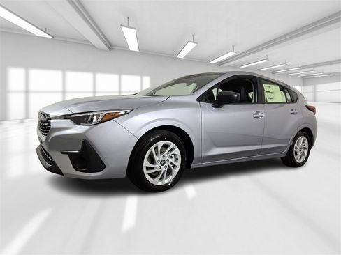 New 2025 Subaru Impreza 2.0i image 2