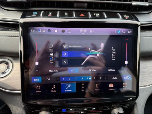 Used 2023 Jeep Grand Cherokee 4WD 4xe w/ Luxury Tech Group II image 19