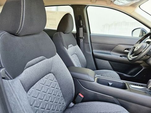 New 2026 Nissan Kicks SV w/ SV Premium Package FWD image 13