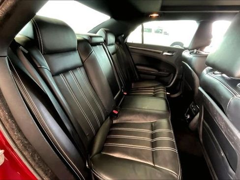 Used 2014 Chrysler 300 S RWD image 20