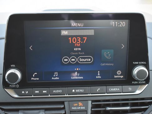 Used 2025 Nissan Altima 2.5 SV image 23