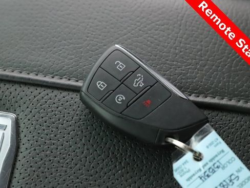 Used 2025 GMC Sierra 2500 Denali image 3