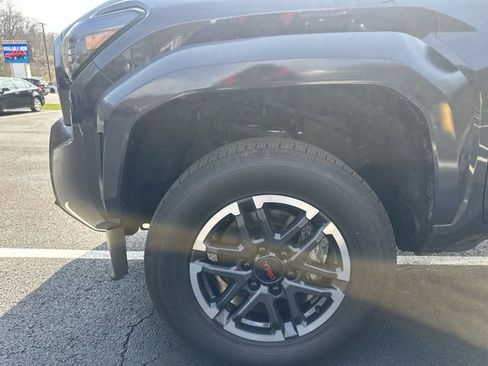 Certified 2024 Toyota Tacoma TRD Sport image 19
