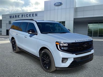 New 2025 Ford Expedition Max Platinum w/ Stealth Appearance Package