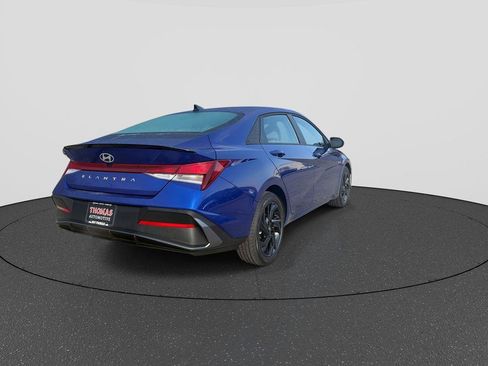 New 2026 Hyundai Elantra Sport image 8