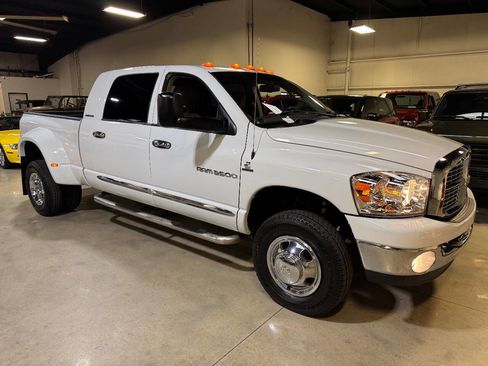 Used 2006 Dodge Ram 3500 Truck SLT w/ Light Group image 53
