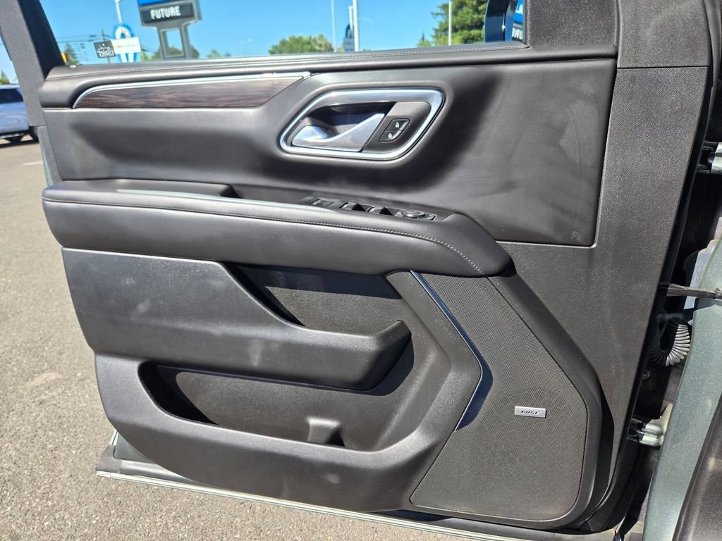 Used 2023 Chevrolet Tahoe LT AWD/4WD image 13