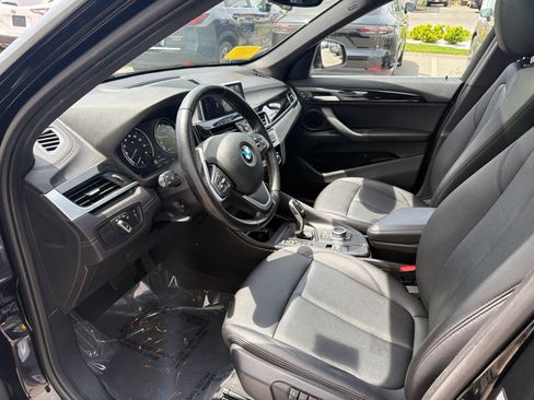 Used 2021 BMW X1 xDrive28i w/ Convenience Package AWD/4WD image 10