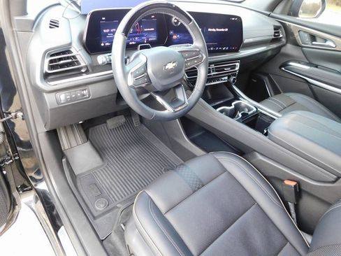 Used 2025 Chevrolet Traverse High Country w/ LPO, Floor Liner Package image 14