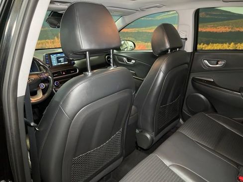 Used 2021 Hyundai Kona Limited w/ Cargo Package image 49