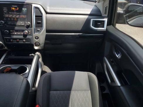Used 2020 Nissan Titan SV w/ SV Convenience Package AWD/4WD image 20