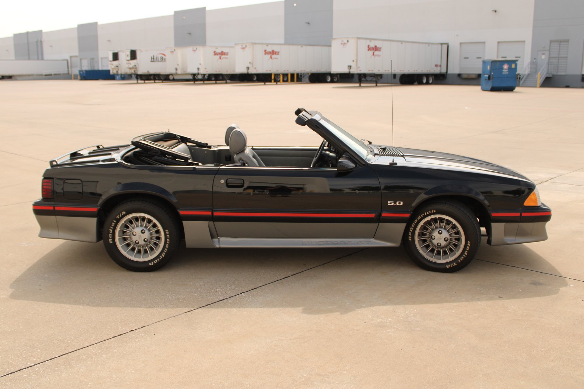 Used 1987 Ford Mustang GT RWD image 25