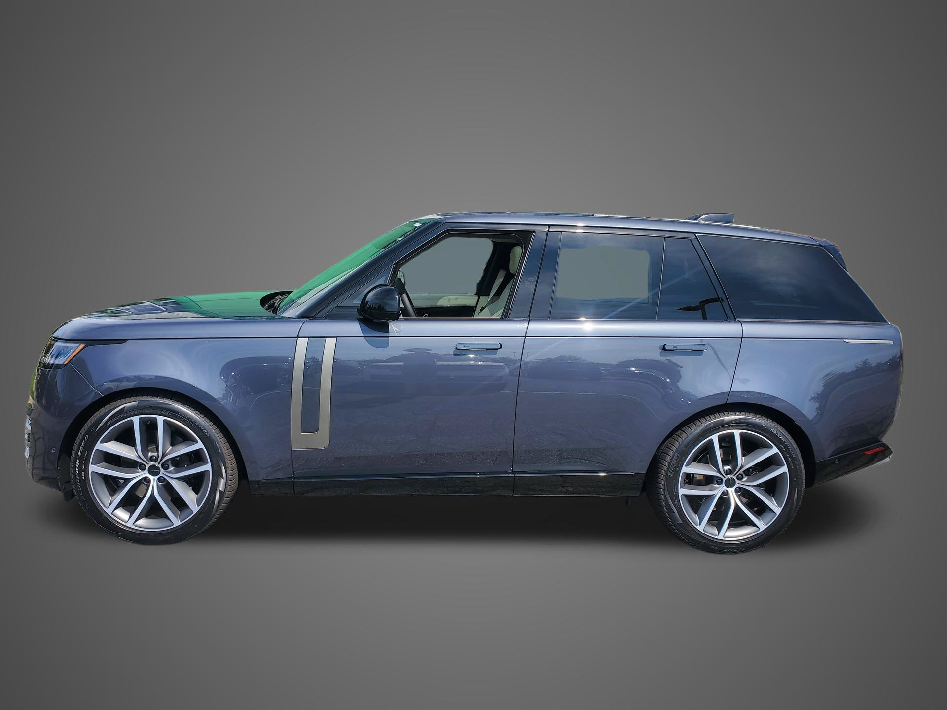 New 2026 Land Rover Range Rover SE AWD/4WD image 9