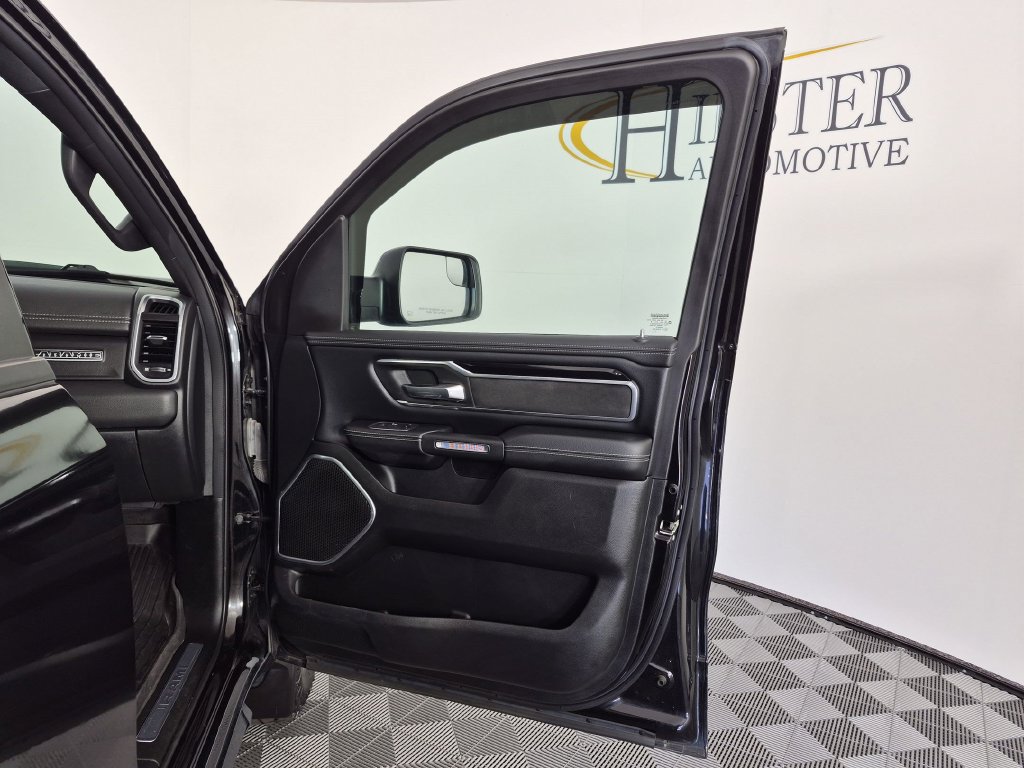 Used 2022 RAM 1500 Laramie w/ Sport Appearance Package AWD/4WD image 34