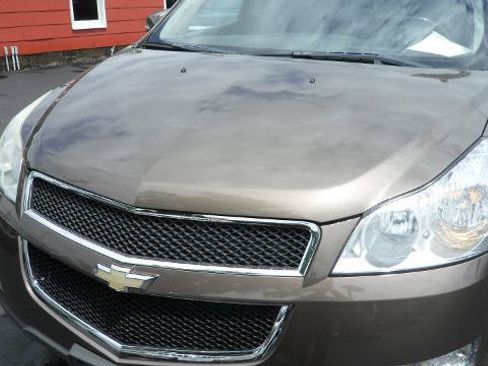 Used 2009 Chevrolet Traverse LT FWD image 37