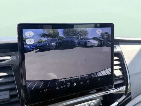 Used 2023 Ford Transit 350 XLT image 48