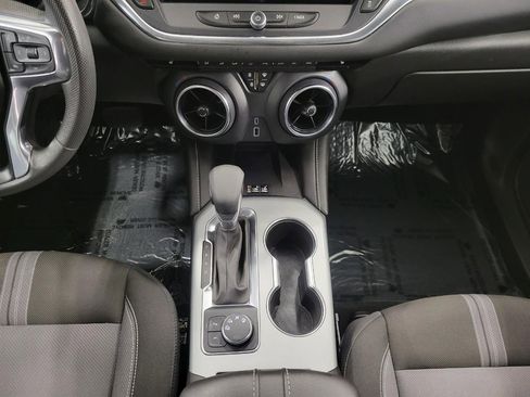 Used 2024 Chevrolet Blazer LT w/ Convenience Package image 16