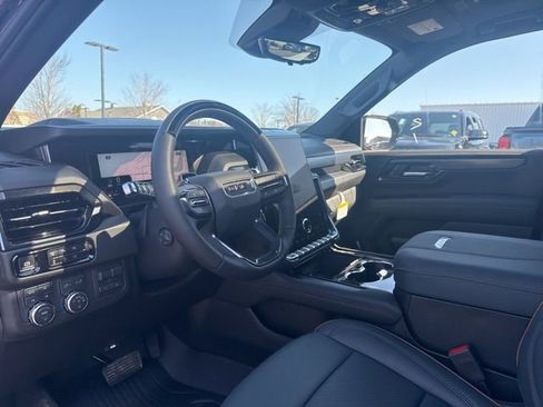 New 2026 GMC Yukon AT4 w/ AT4 Premium Plus Package AWD/4WD image 12