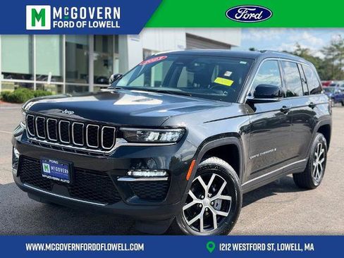 Used 2023 Jeep Grand Cherokee Limited AWD/4WD image 1